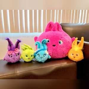 Vibrant Plush Animal Friends Set